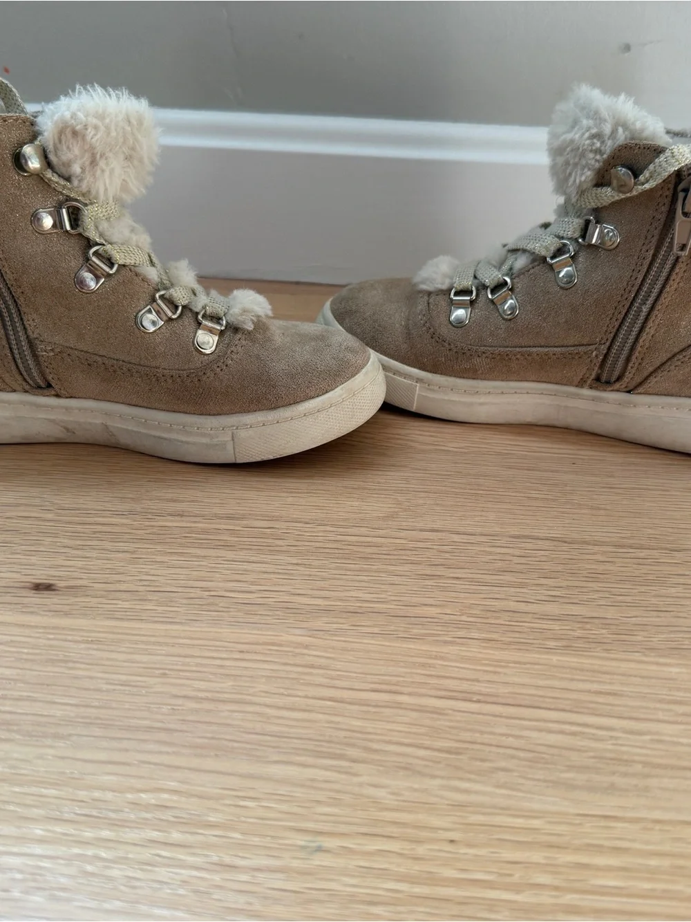 Cupcakes and Cashmere Kids Girls’ Faux Fur High-Top Wedge Sneakers – Size 12
